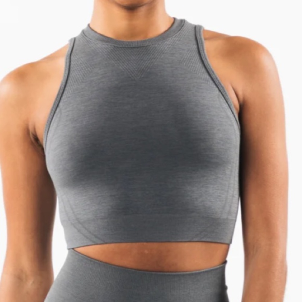 ALPHALETE Stratus Crop Tank - new without tags, never worn. Size S!